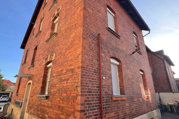 f0cae11b-ca20-4125-835a-1260c9653c3c